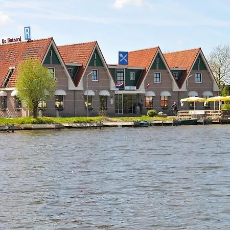 Отель Restaurant De Buizerd 3*