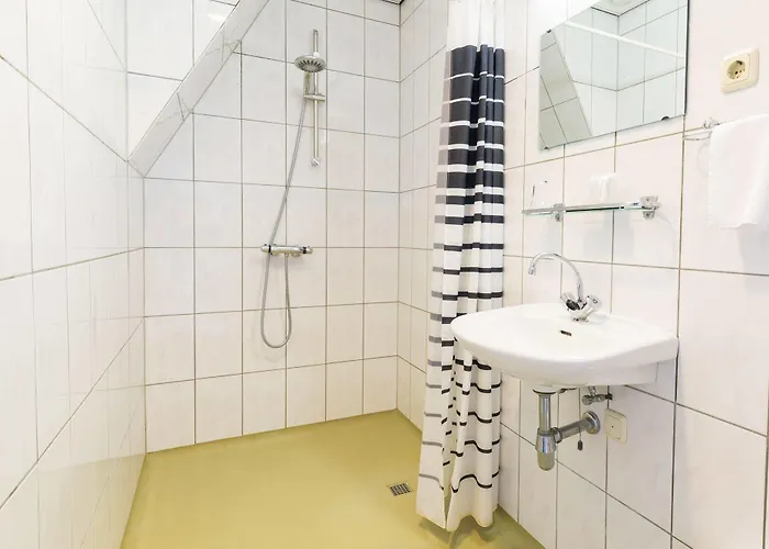 Restaurant De Buizerd فندق Langedijk