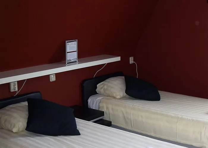 Restaurant De Buizerd Szálloda