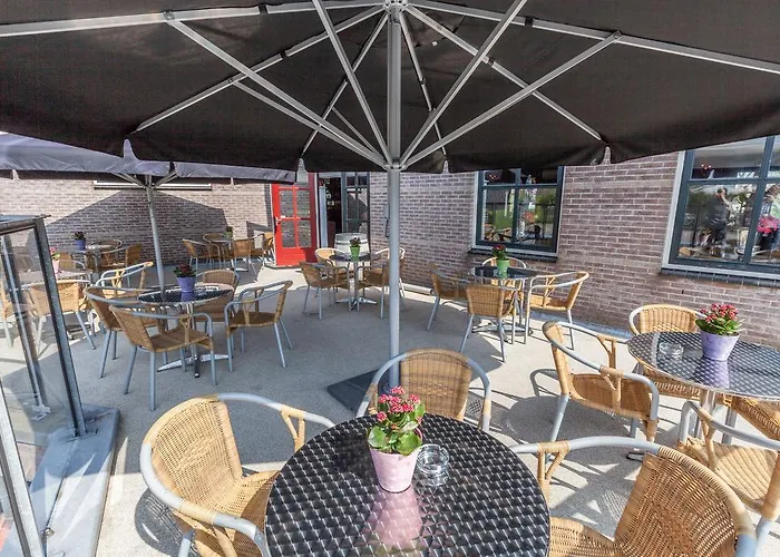 Szálloda Restaurant De Buizerd 3*