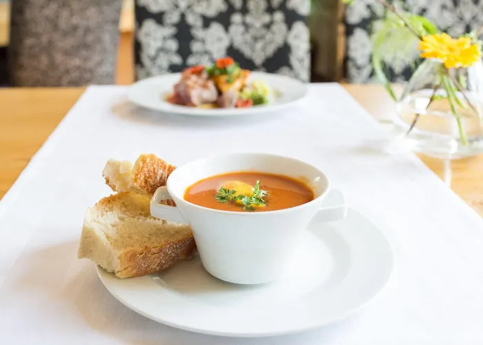 Restaurant De Buizerd Szálloda 3*