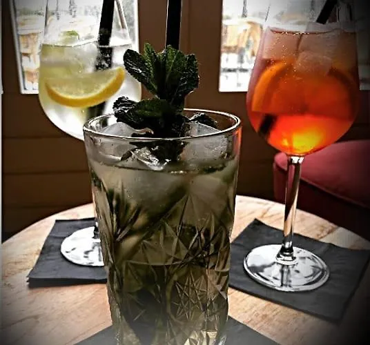 Szálloda Restaurant De Buizerd 3*